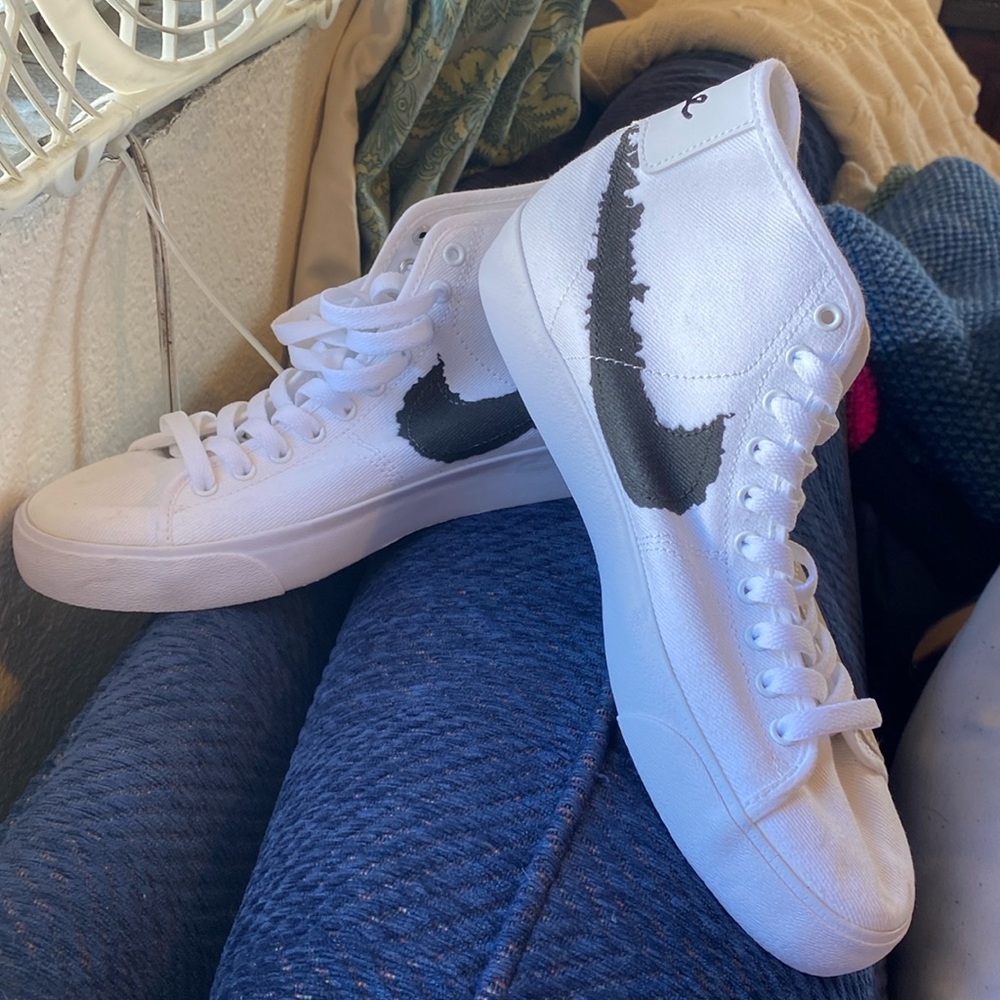 Nike blzr court mid